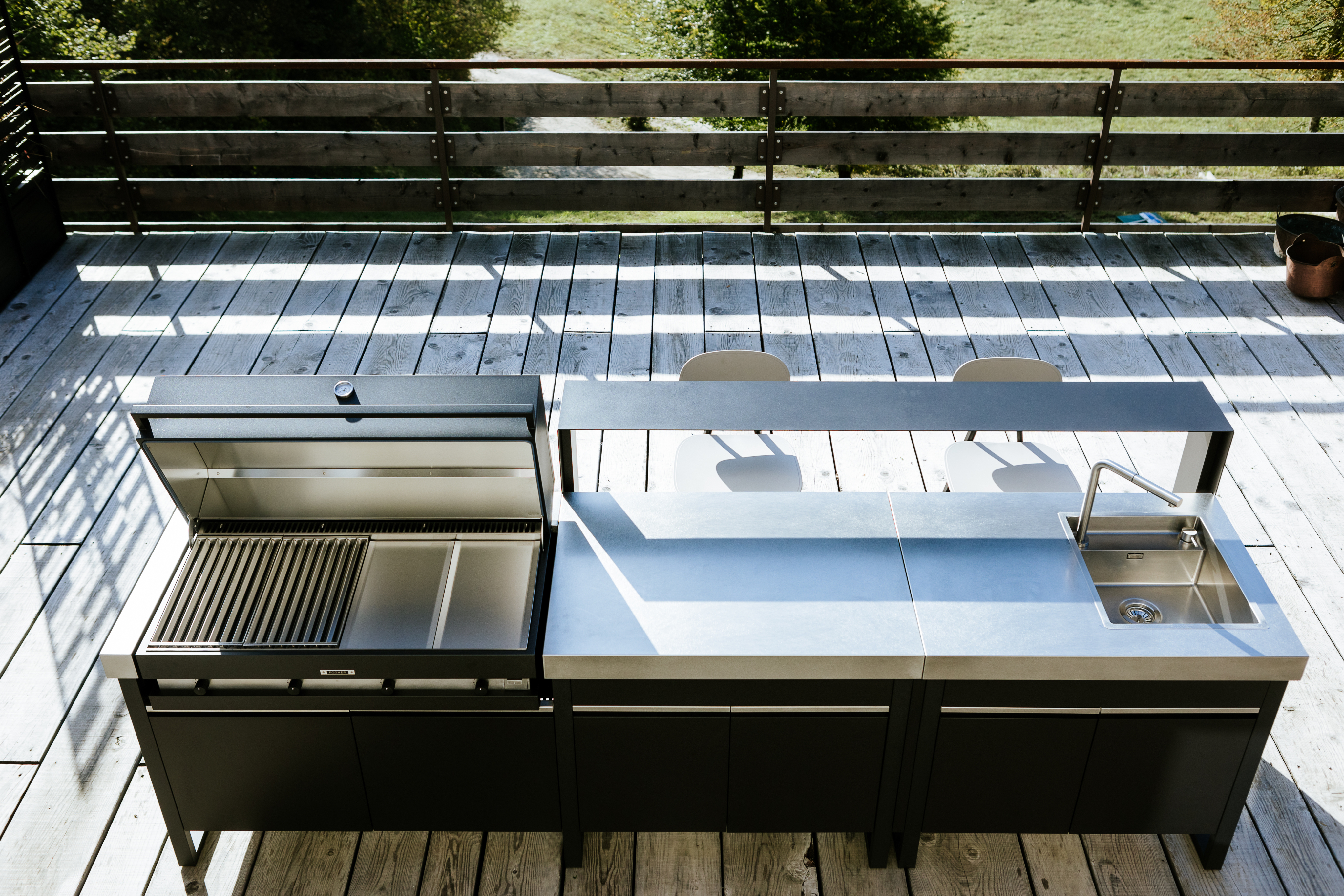 Fogher outdoor kitchen on deck